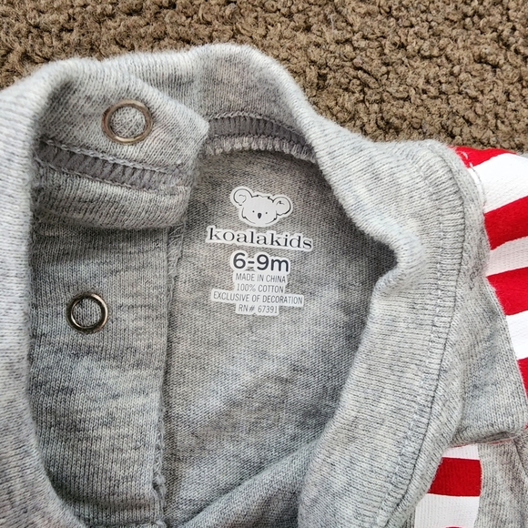 Grey Christmas Onesie, Kid's 6-9M - Picture 5 of 6